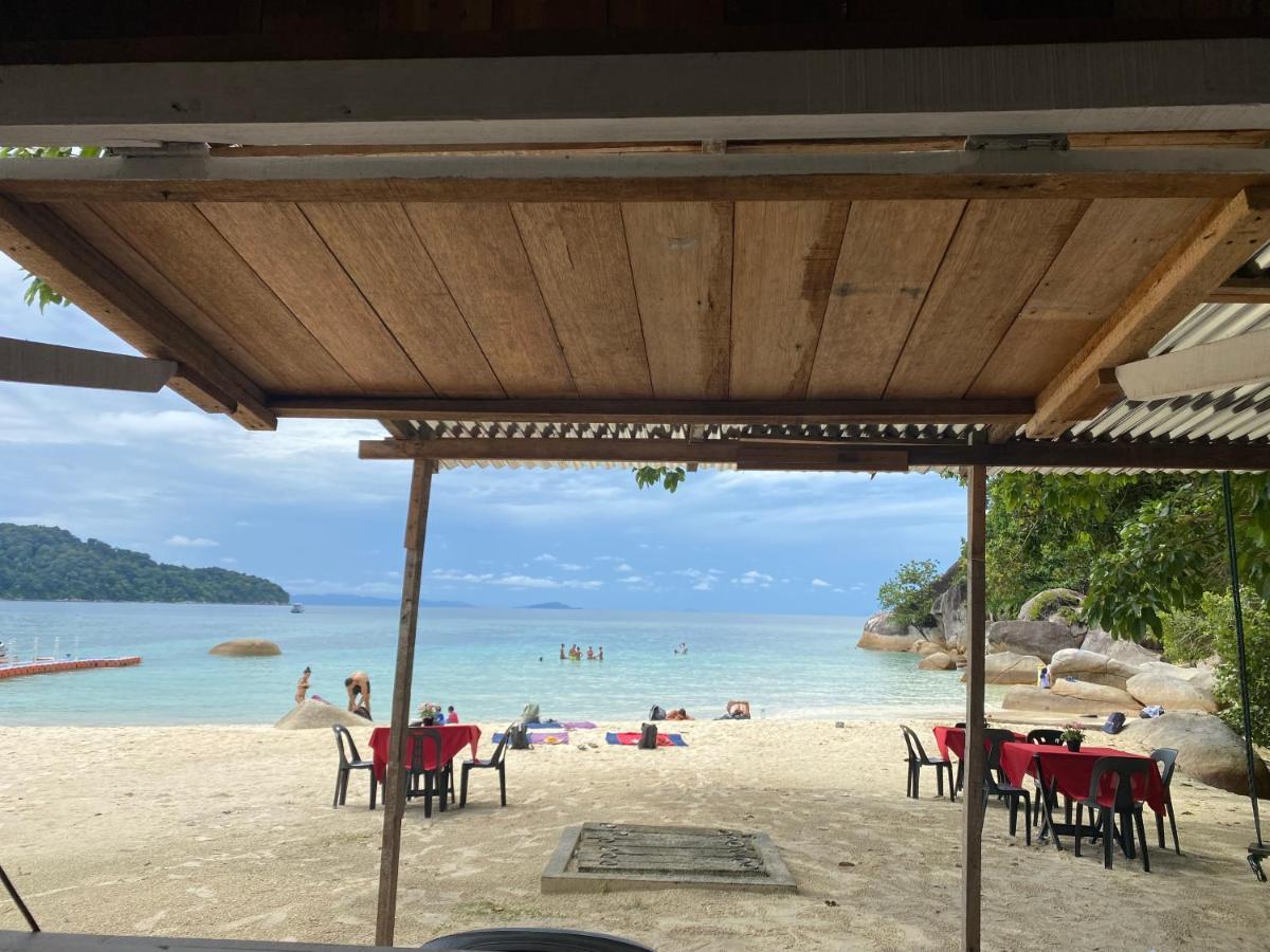 Empire Hotels & Resorts Kampong Pasir Hantu Luaran gambar