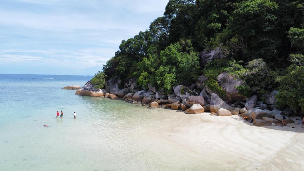 Empire Hotels & Resorts Kampong Pasir Hantu Luaran gambar