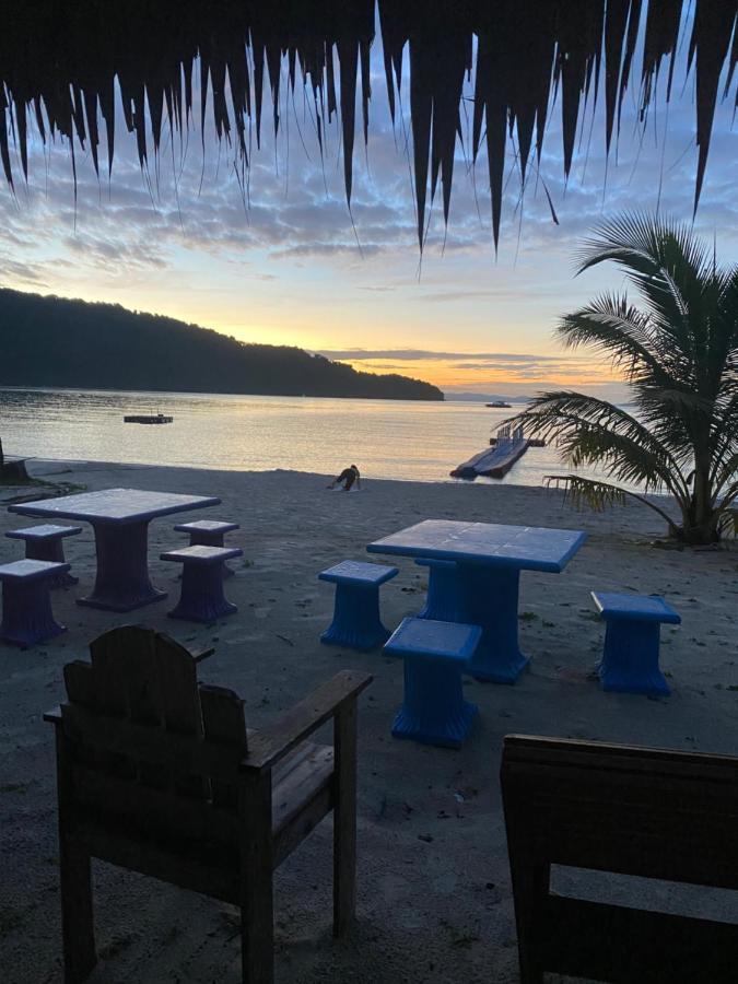 Empire Hotels & Resorts Kampong Pasir Hantu Luaran gambar